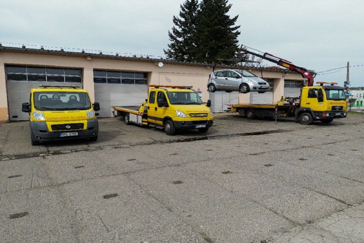 Provozovna autovrakoviště H&H v Domažlicích